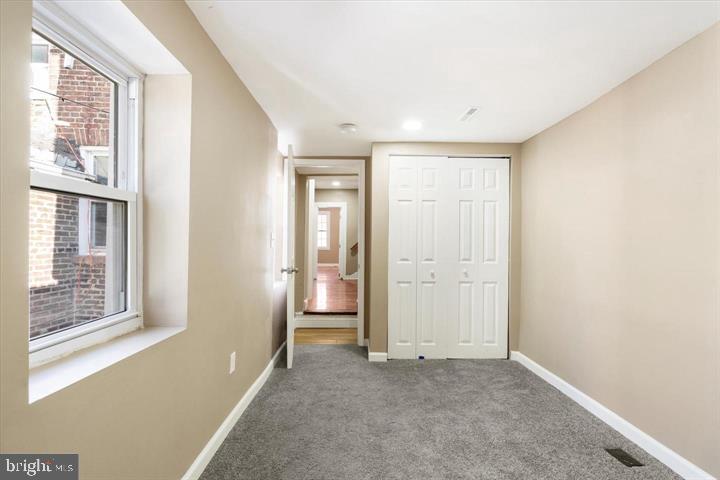 424 South Eden Street Baltimore, MD 21231 - Photo 12 of 33