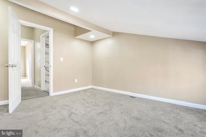 424 South Eden Street Baltimore, MD 21231 - Photo 24 of 33