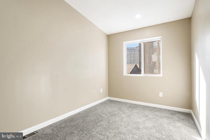 424 South Eden Street Baltimore, MD 21231 - Photo 29 of 33
