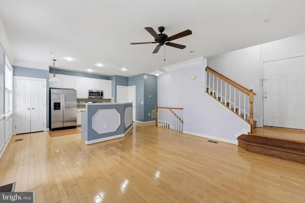 $2,950 | 2454 Curie Court, Unit 24, Herndon, VA 20171