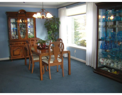 9 Fieldbrook Road Marblehead, MA 01945 - Photo 4 of 8 Gallery Image 4