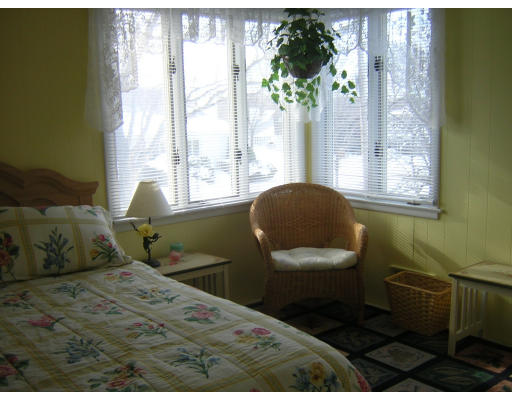 9 Fieldbrook Road Marblehead, MA 01945 - Photo 6 of 8 Gallery Image 6