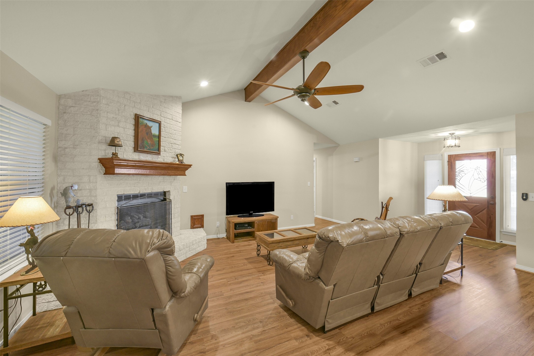 29103 Quail Nest Road Hockley, TX 77447 - Photo 3 of 49 Living room with open concept