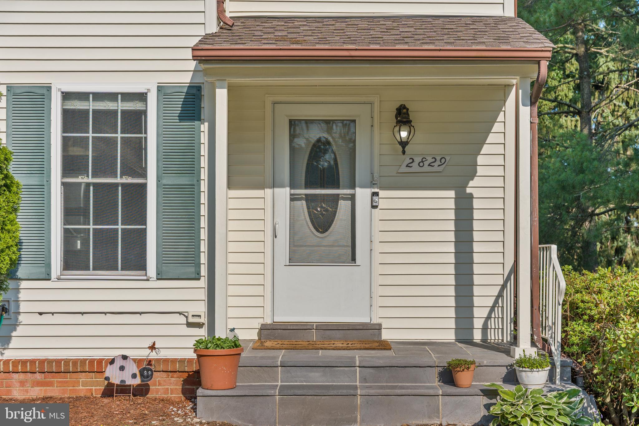 2829 Grovemore Lane Vienna, VA 22180 - Photo 22 of 42 Charming entrance with inviting details.