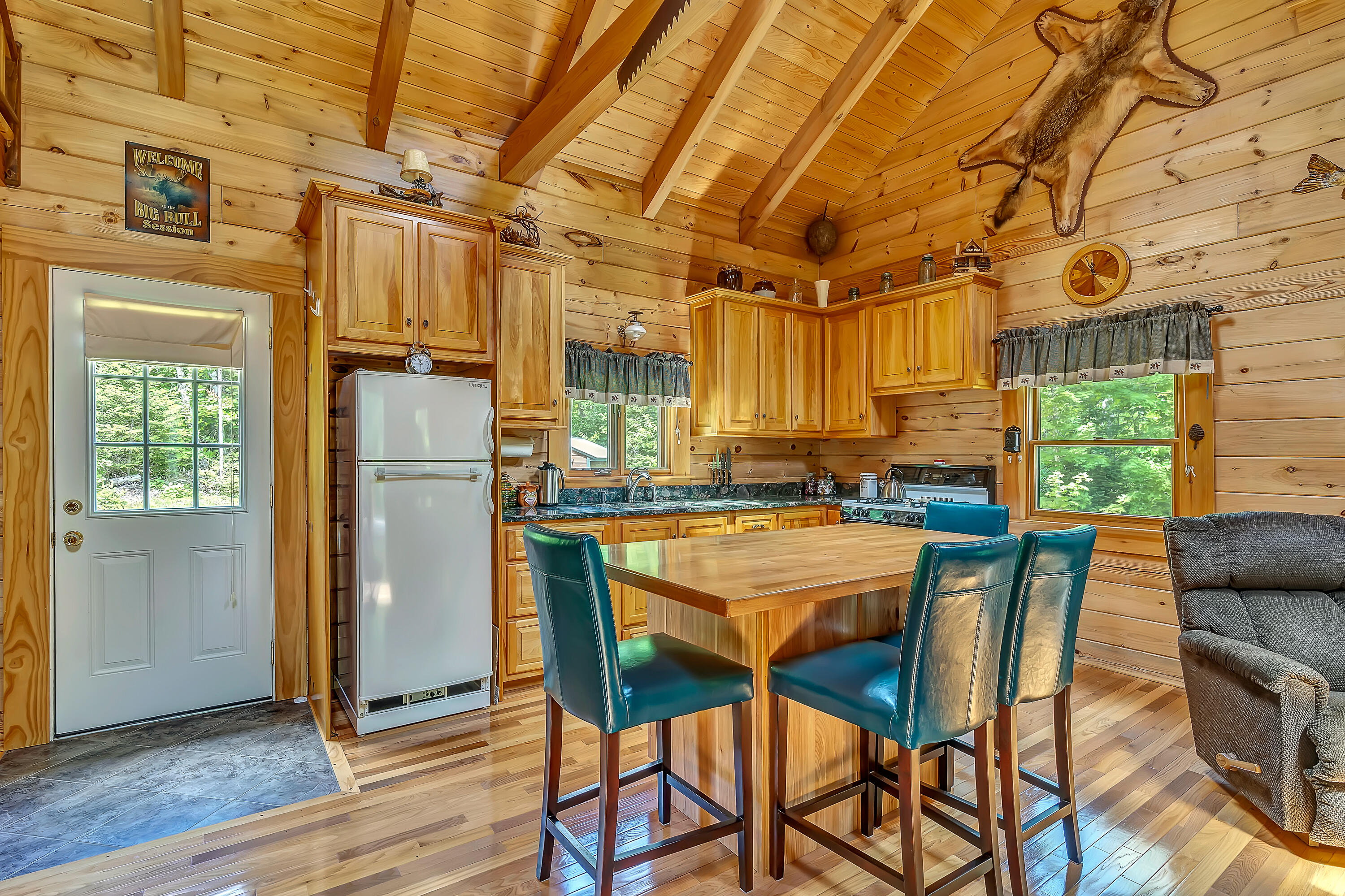 258 Getchell Mountain Road Lakeville, ME 04487 - Photo 18 of 49 Dining Area