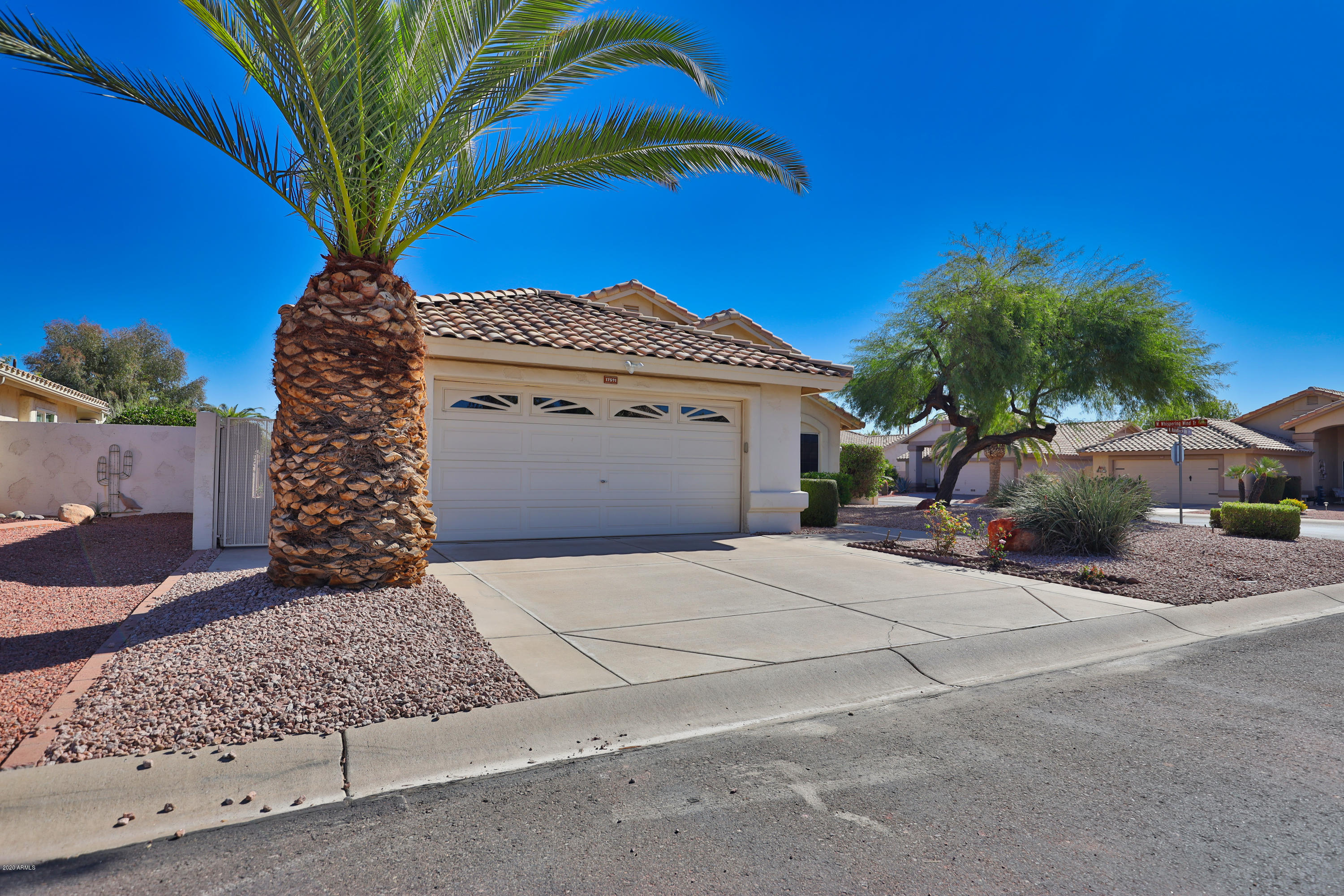 17591 North Raindance Road Surprise, AZ 85374 - Photo 2 of 37 17591 N Raindance-31