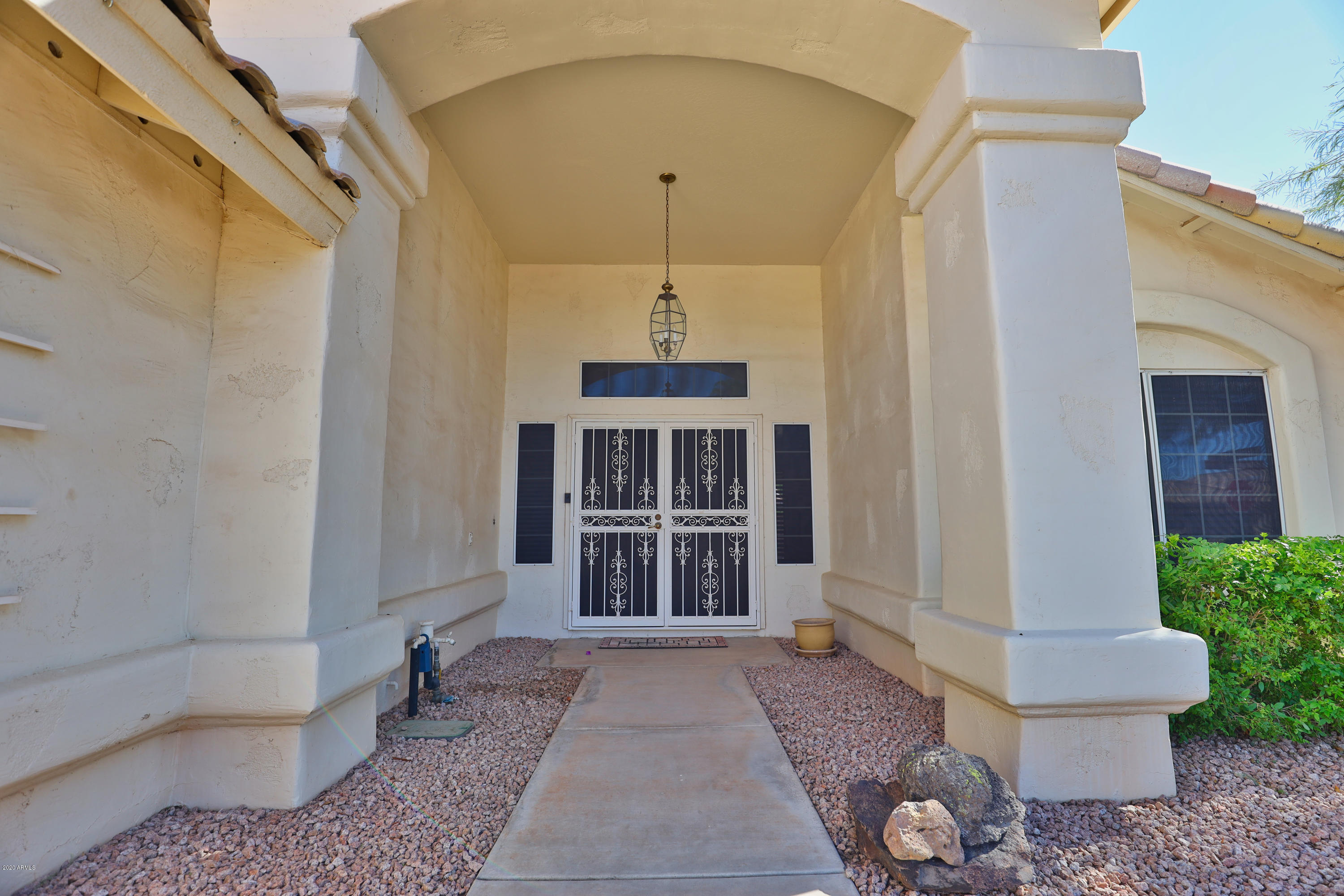 17591 North Raindance Road Surprise, AZ 85374 - Photo 5 of 37 17591 N Raindance-29