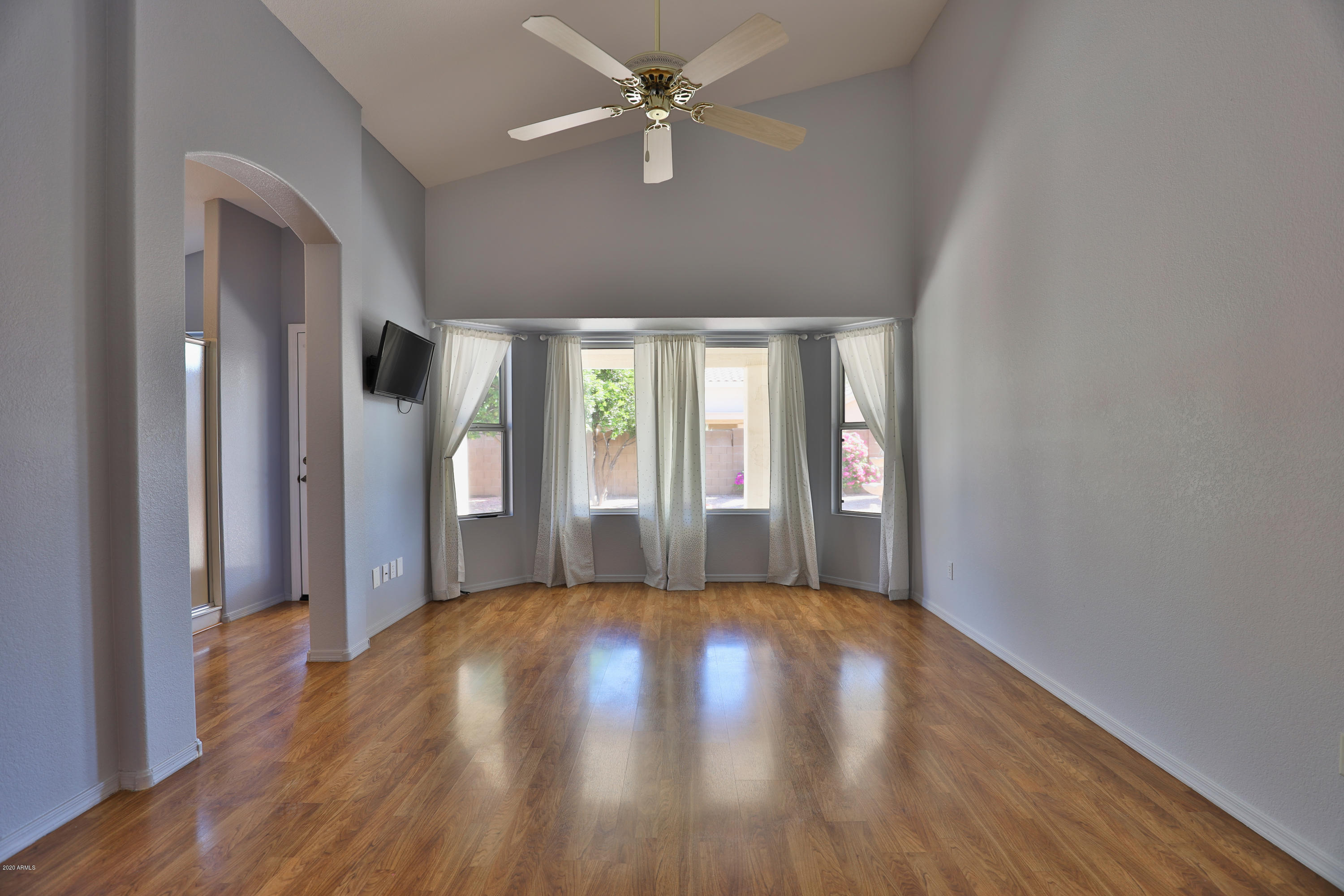 17591 North Raindance Road Surprise, AZ 85374 - Photo 9 of 37 17591 N Raindance-23