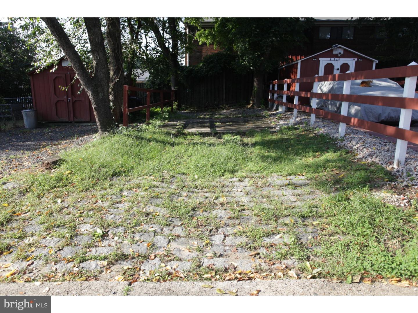 352 East Claremont Road Philadelphia, PA 19120 - Photo 24 of 25 Back Yard