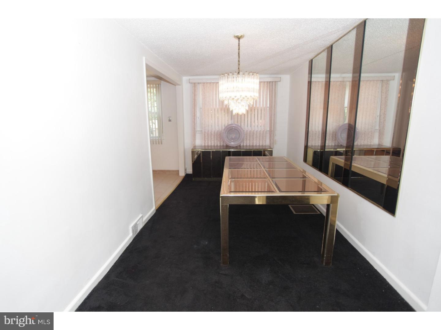 352 East Claremont Road Philadelphia, PA 19120 - Photo 6 of 25 Dining Room