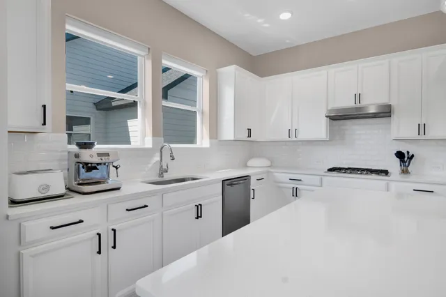 $2,750 | 15810 Dedication Drive, Cypress, TX 77433