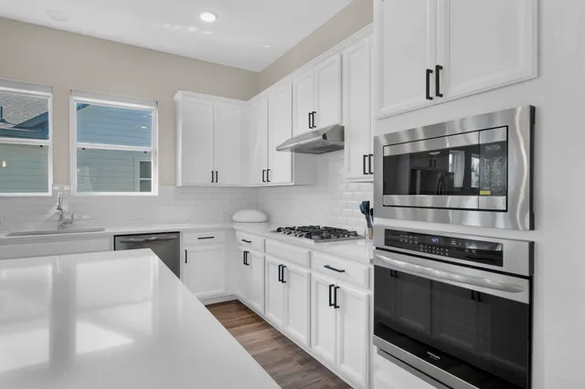 $2,750 | 15810 Dedication Drive, Cypress, TX 77433