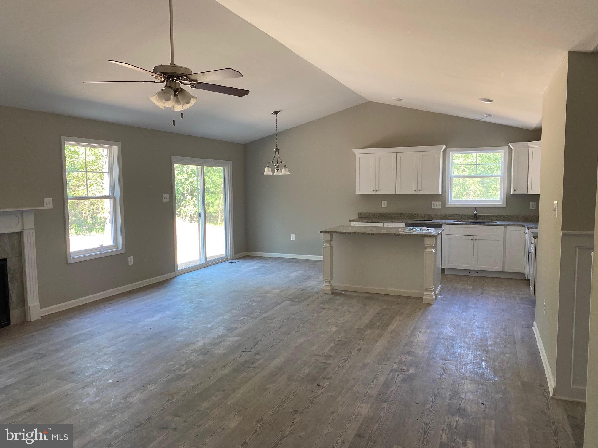 58 Hank Aaron Road Berkeley Springs, WV 25411 - Photo 3 of 10 Gallery Image 3
