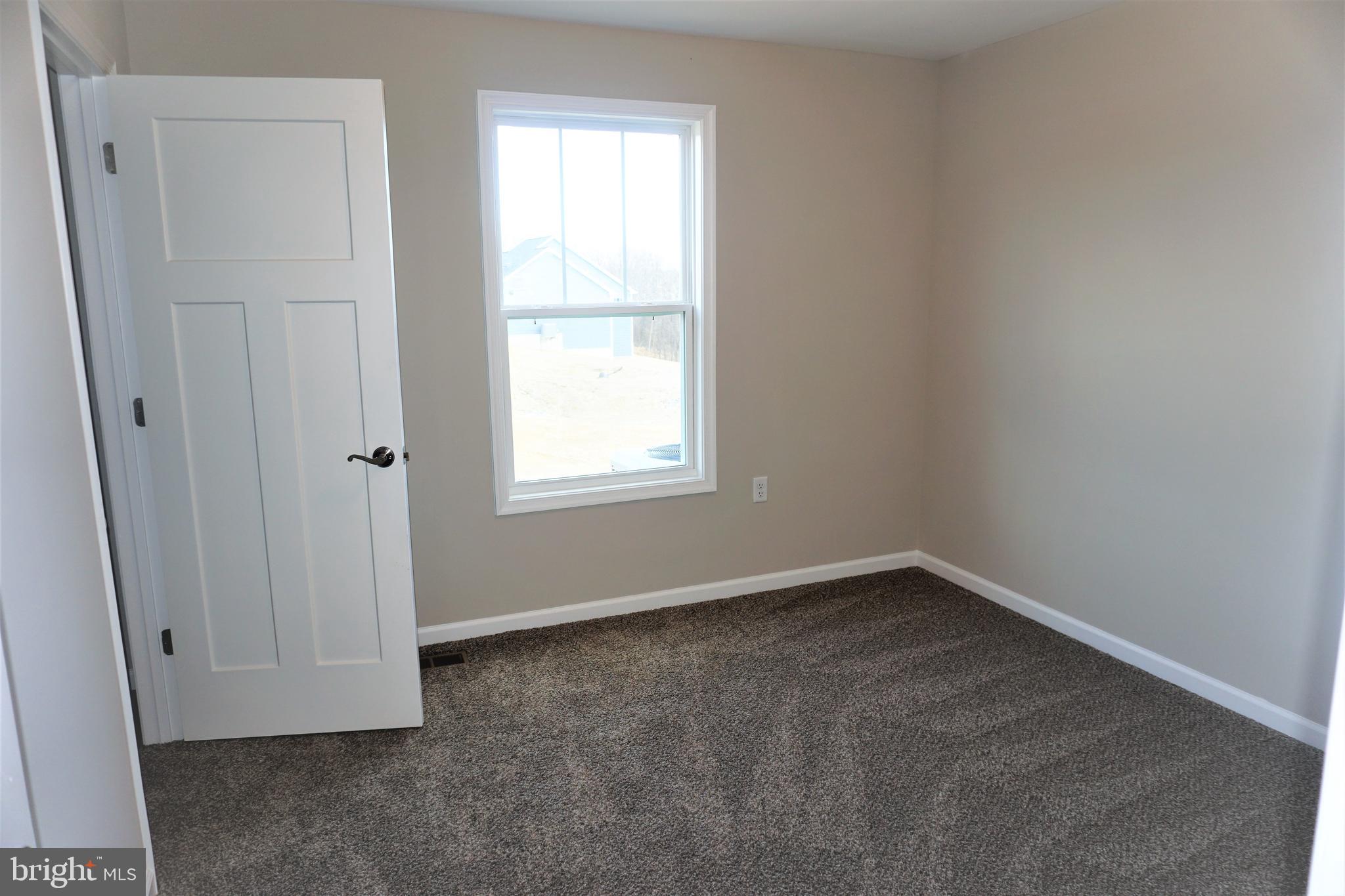 58 Hank Aaron Road Berkeley Springs, WV 25411 - Photo 5 of 10 Gallery Image 5
