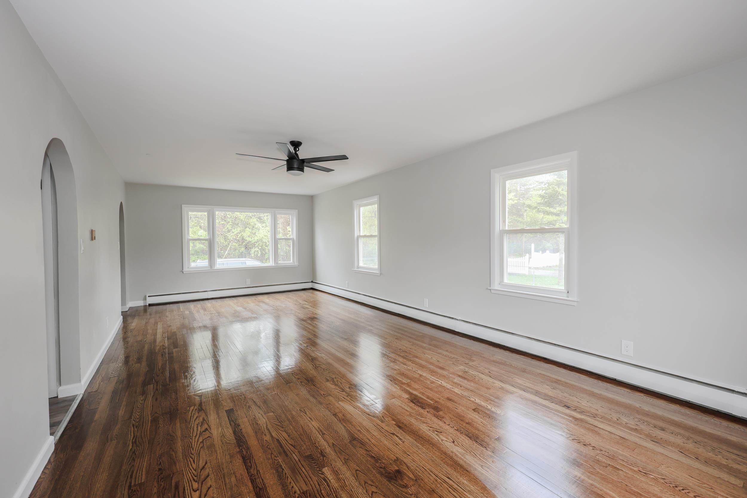340 Maplehurst Avenue Manchester, NH 03104 - Photo 16 of 35 Gallery Image 16