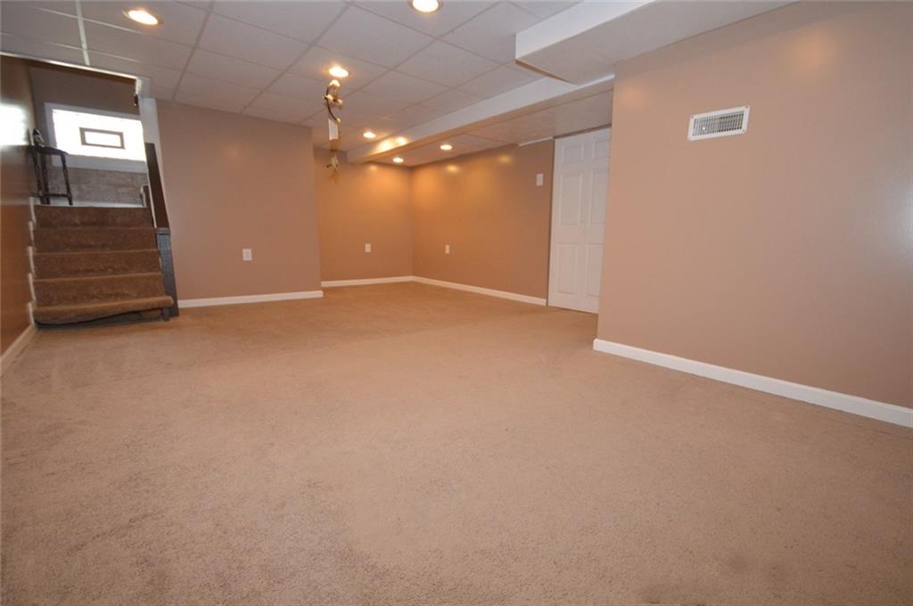 3711 Schuette Road Baldwin, PA 15227 - Photo 13 of 19 Gallery Image 13