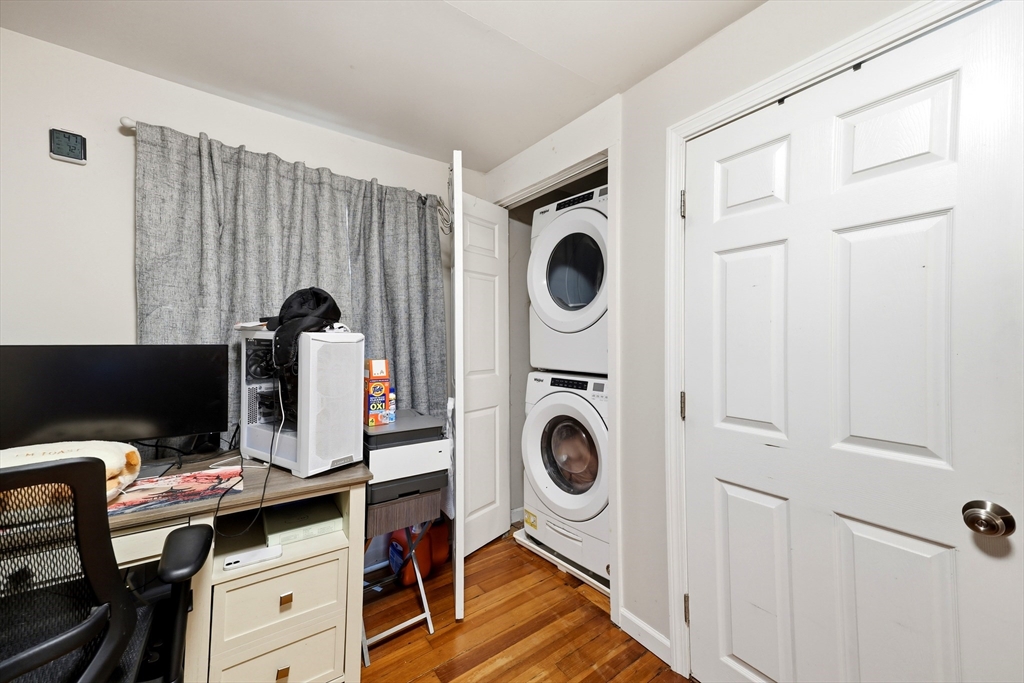 30 Mazarin Street Springfield, MA 01151 - Photo 11 of 19