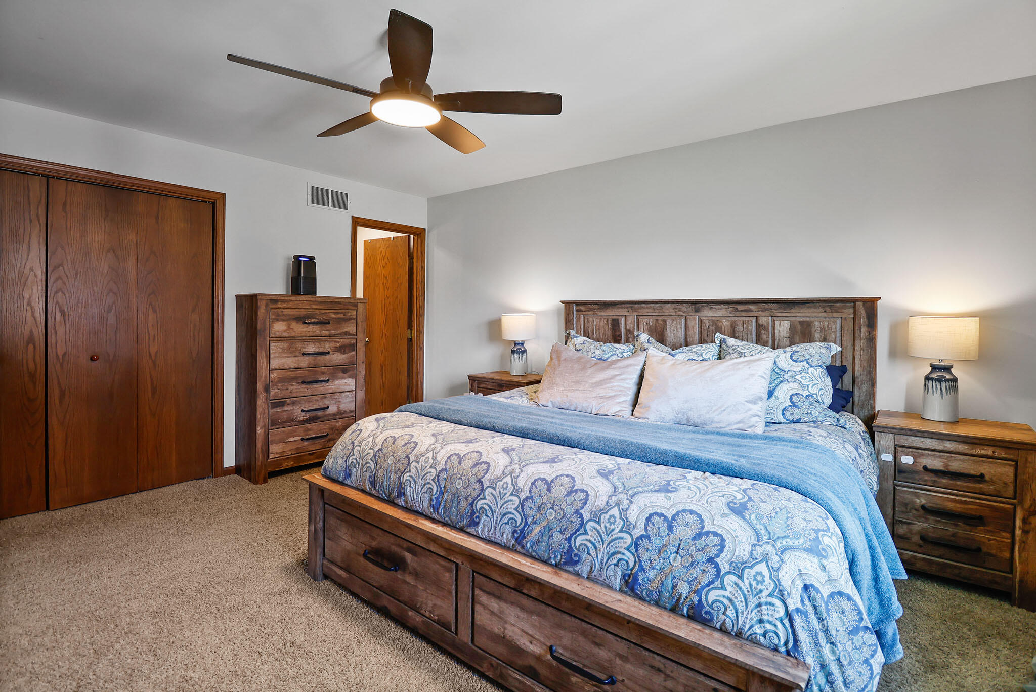 1553 West 96th Place Crown Point, IN 46307 - Photo 16 of 29 2048x1368