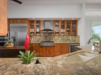 $3,250,000 | 73-4887 Manu Mele Street, Kailua-Kona, HI 96740