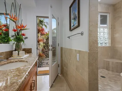 $3,250,000 | 73-4887 Manu Mele Street, Kailua-Kona, HI 96740
