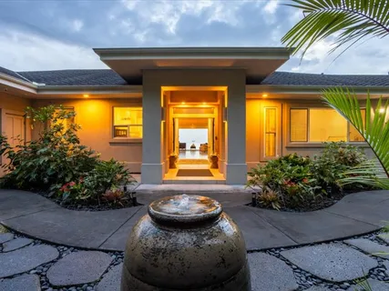 $3,250,000 | 73-4887 Manu Mele Street, Kailua-Kona, HI 96740