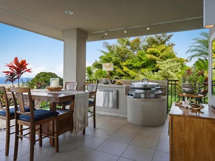 $3,250,000 | 73-4887 Manu Mele Street, Kailua-Kona, HI 96740