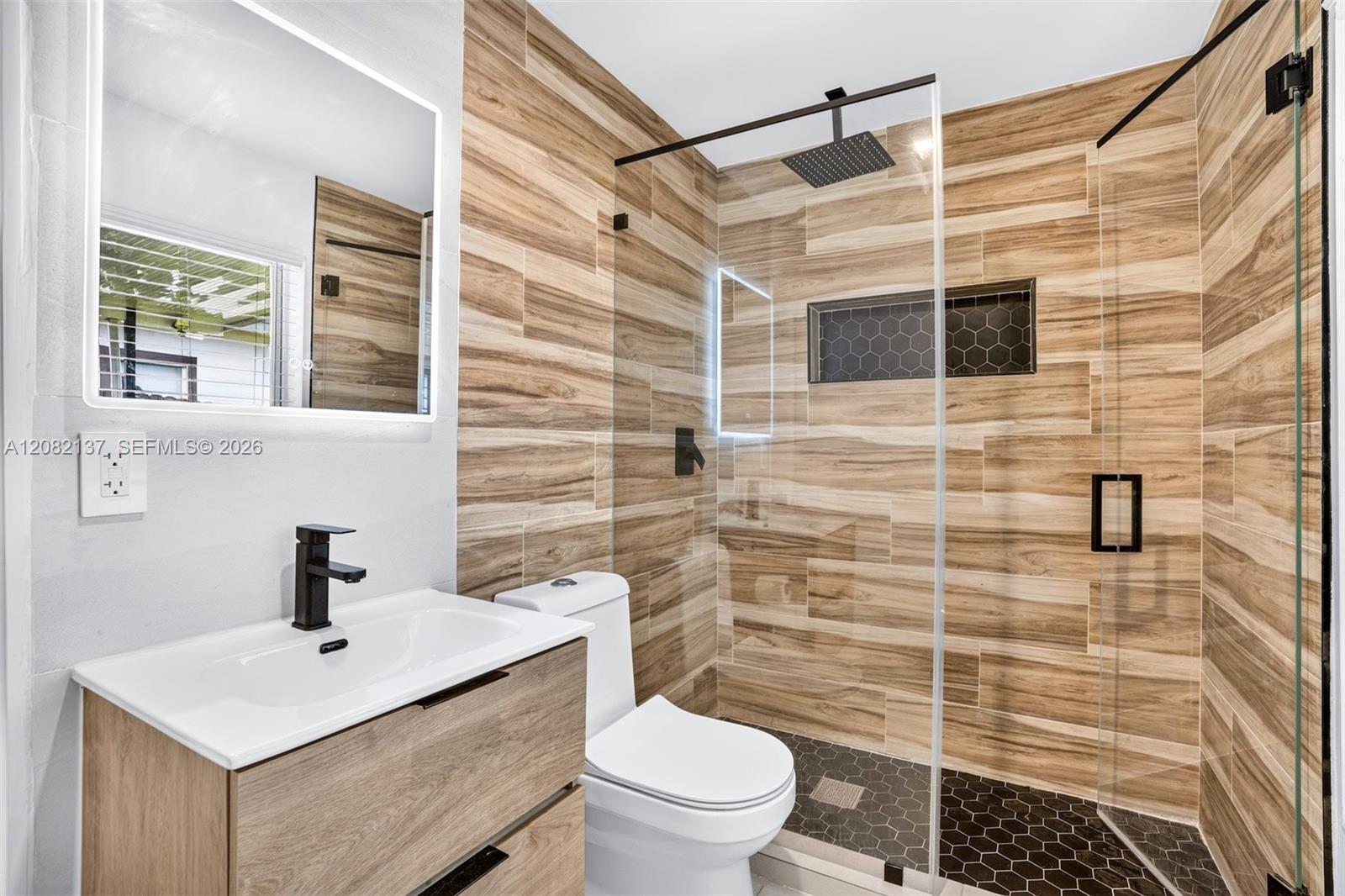 701 Northeast 164th Street Miami, FL 33162 - Photo 43 of 50 Gallery Image 43