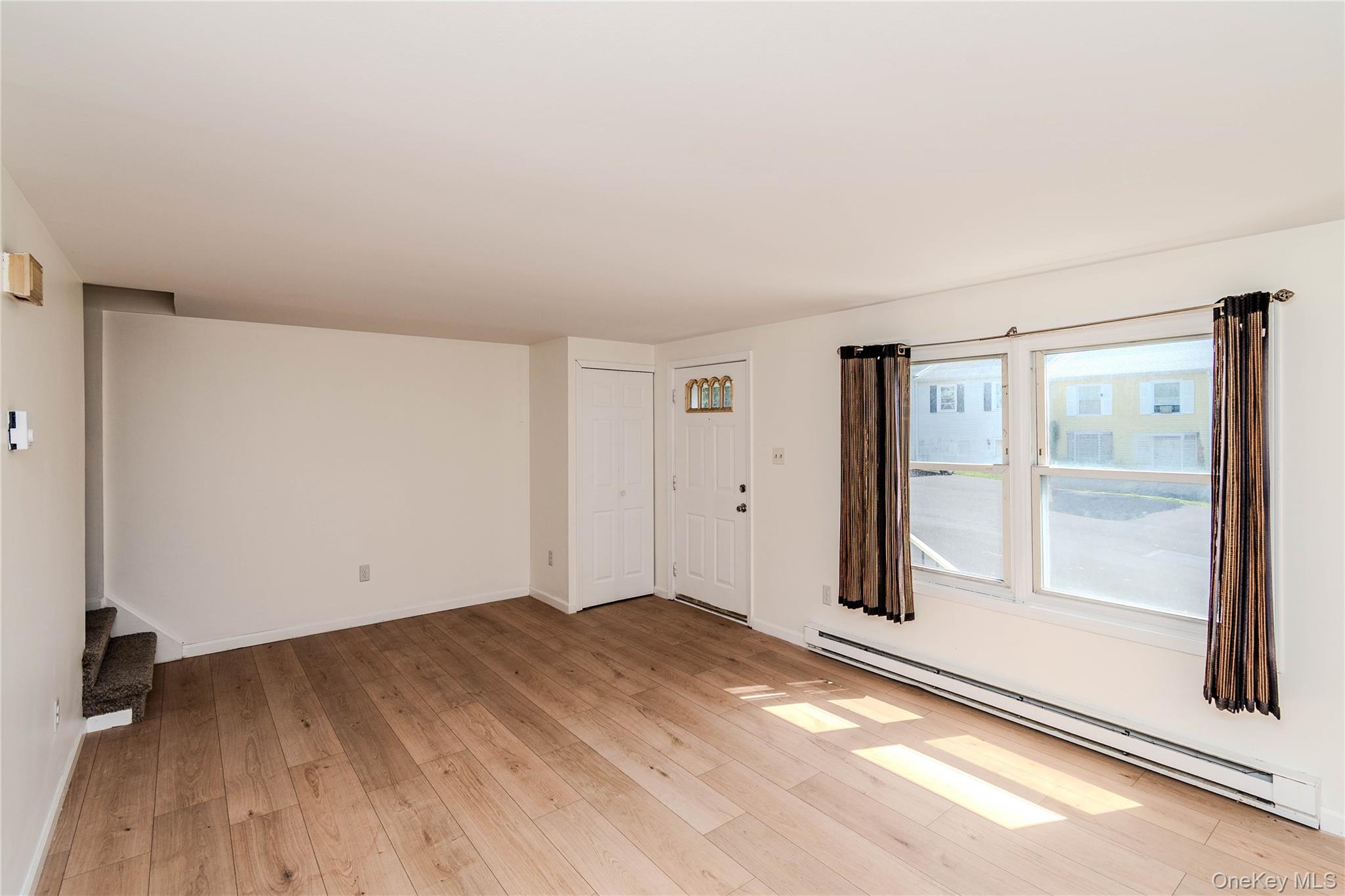 100 Rinaldi Boulevard Poughkeepsie, NY 12601 - Photo 8 of 27 Living Room