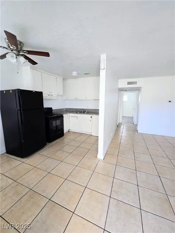 $985 | 908 North Jones Boulevard, Unit B, Las Vegas, NV 89108