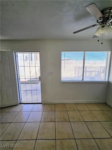 $985 | 908 North Jones Boulevard, Unit B, Las Vegas, NV 89108