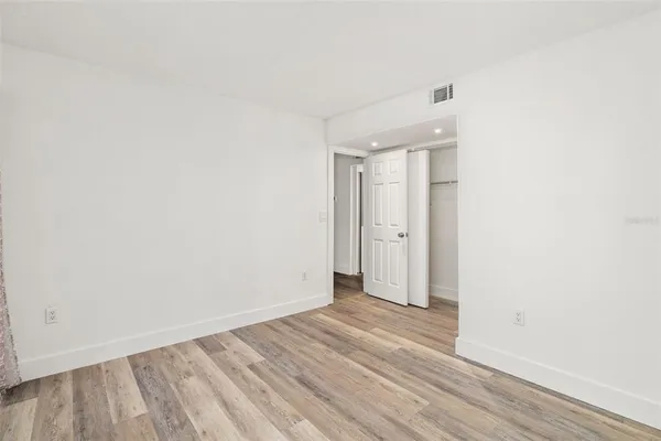 $1,800 | 2224 Bahia Vista Street, Unit E1, Sarasota, FL 34239