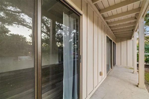 $1,800 | 2224 Bahia Vista Street, Unit E1, Sarasota, FL 34239