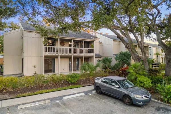 $1,800 | 2224 Bahia Vista Street, Unit E1, Sarasota, FL 34239