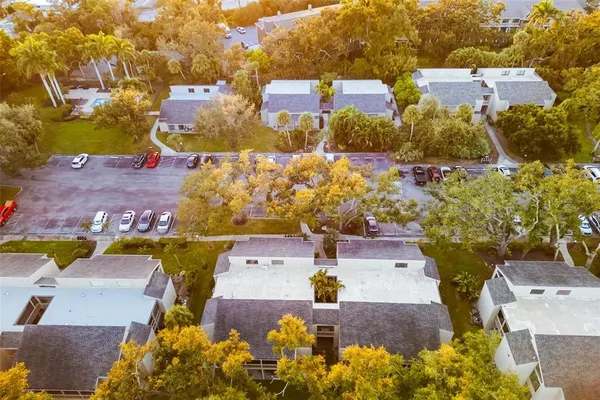 $1,800 | 2224 Bahia Vista Street, Unit E1, Sarasota, FL 34239