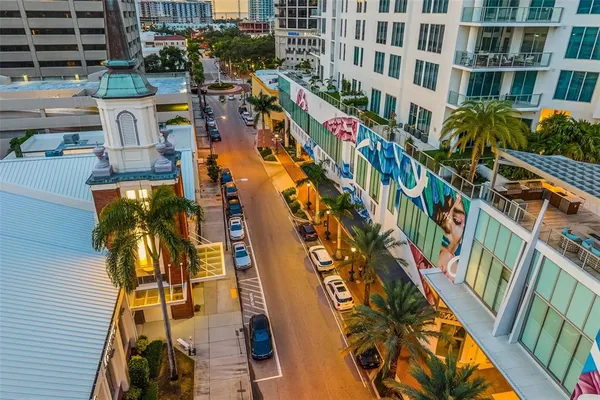 $1,800 | 2224 Bahia Vista Street, Unit E1, Sarasota, FL 34239