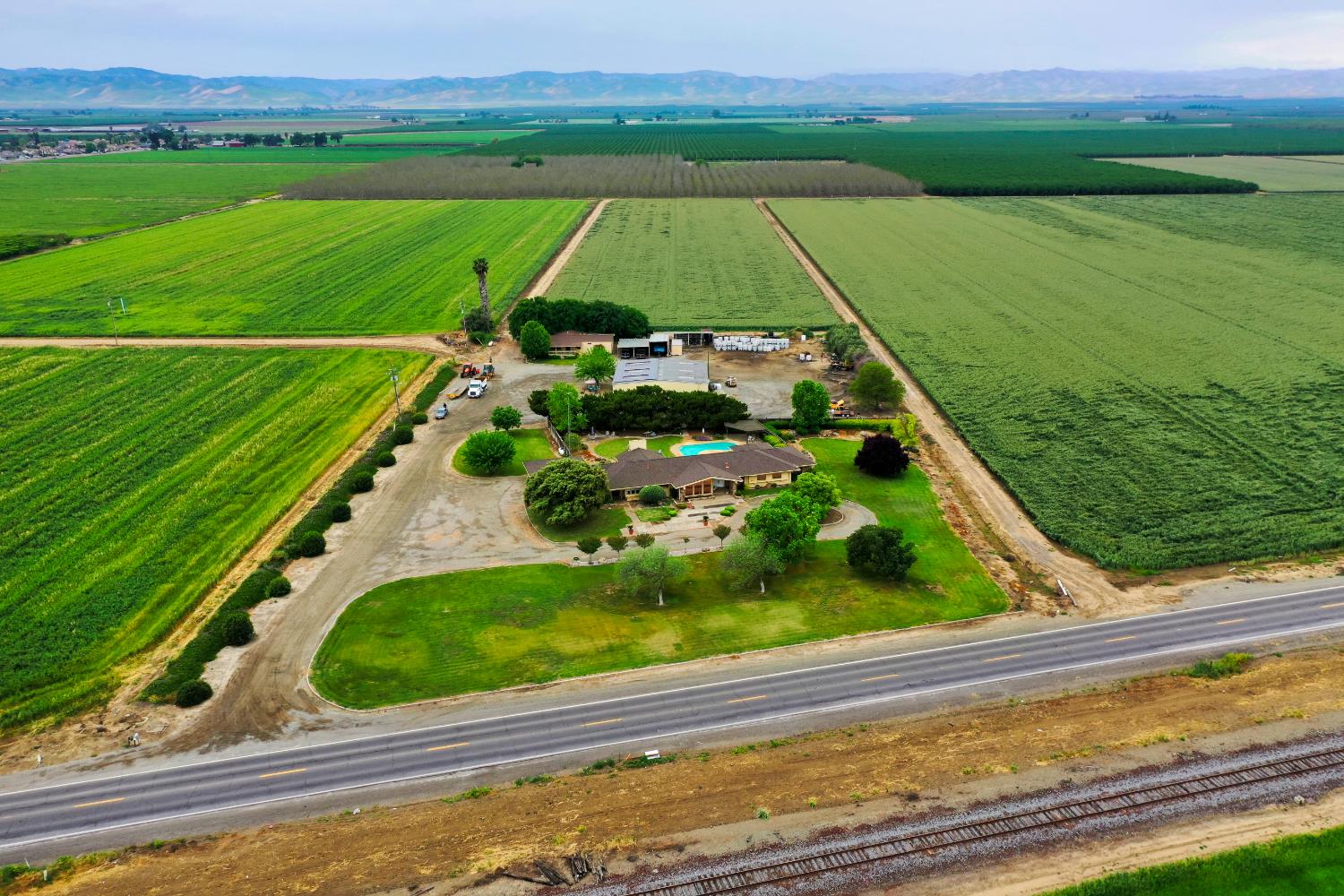 1471 Highway 33 Gustine, CA 95322 - Photo 57 of 57 a view of swimming pool from a balcony