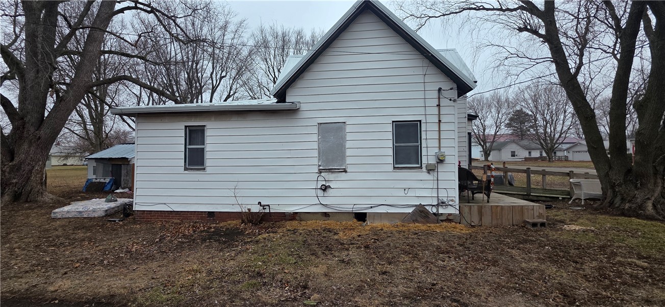 113 North May Street Potomac, IL 61865 - Photo 2 of 20