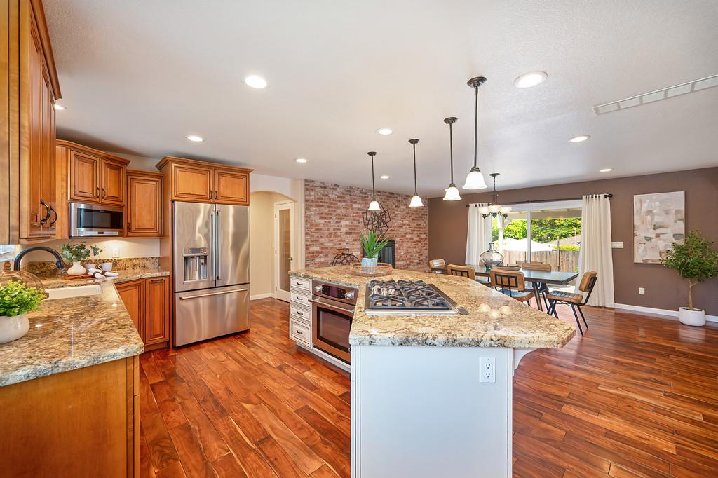 8440 Ranchita Way Fair Oaks, CA 95628 - Photo 11 of 55