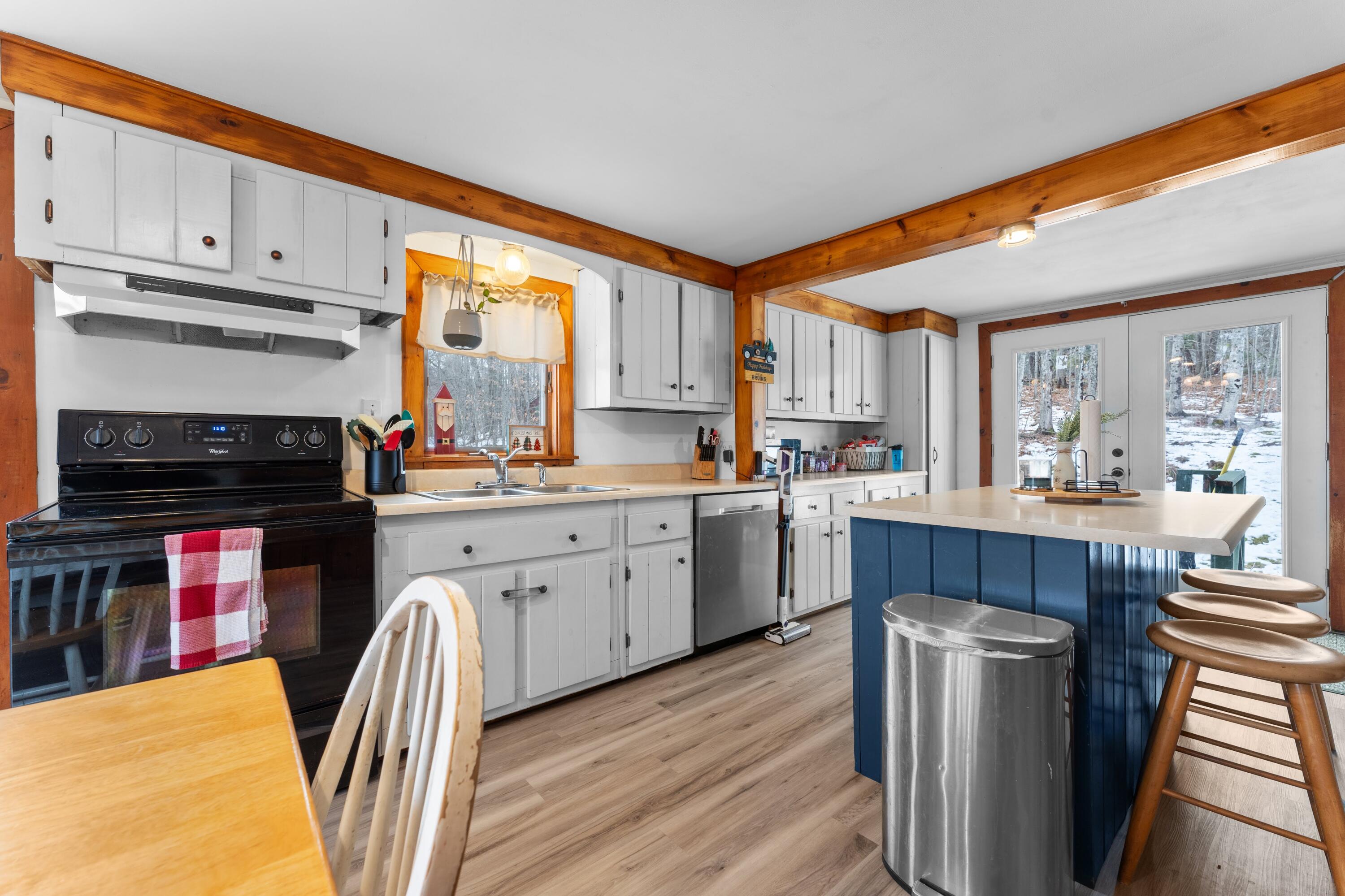 62 Prescott Road Manchester, ME 04351 - Photo 7 of 34 DSC04837