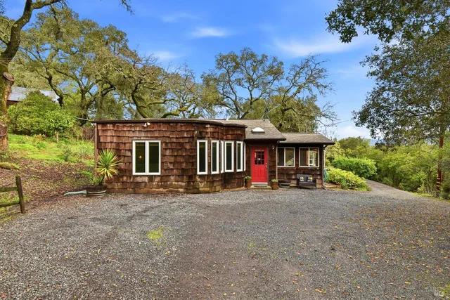 $895,000 | 6825 Enterprise Road, Glen Ellen, CA 95442