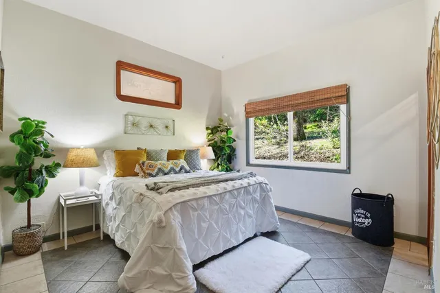 $895,000 | 6825 Enterprise Road, Glen Ellen, CA 95442