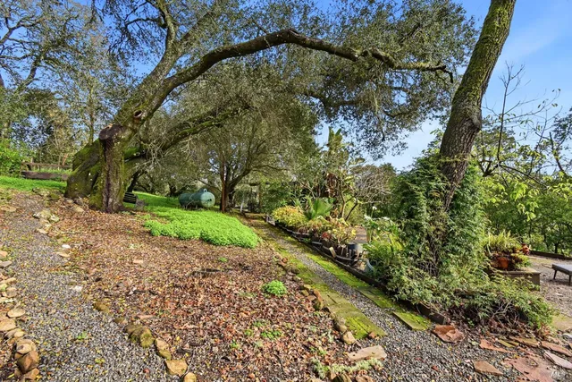 $895,000 | 6825 Enterprise Road, Glen Ellen, CA 95442