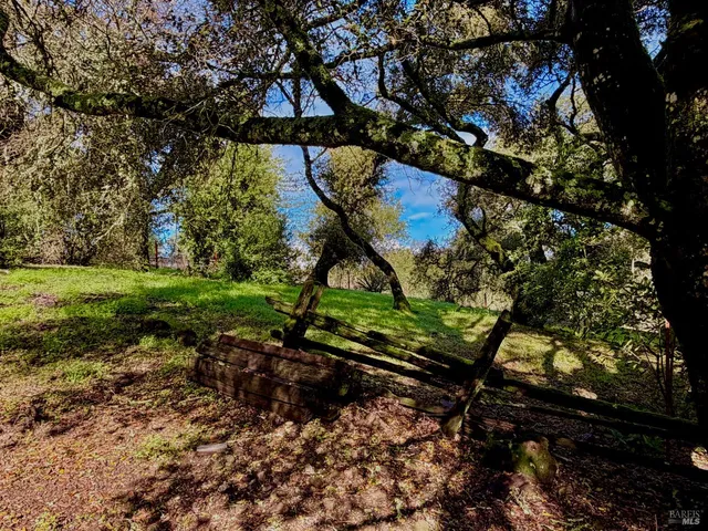 $895,000 | 6825 Enterprise Road, Glen Ellen, CA 95442