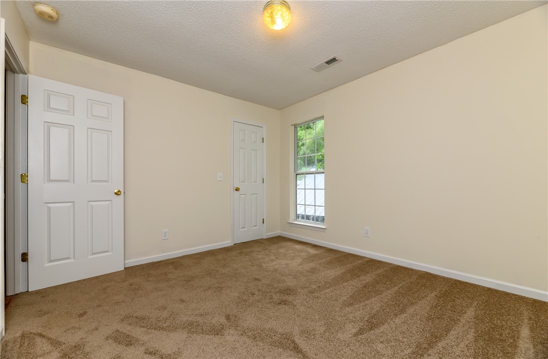 808 White Horse Rd Extension Travelers Rest, SC 29690 - Photo 17 of 23
