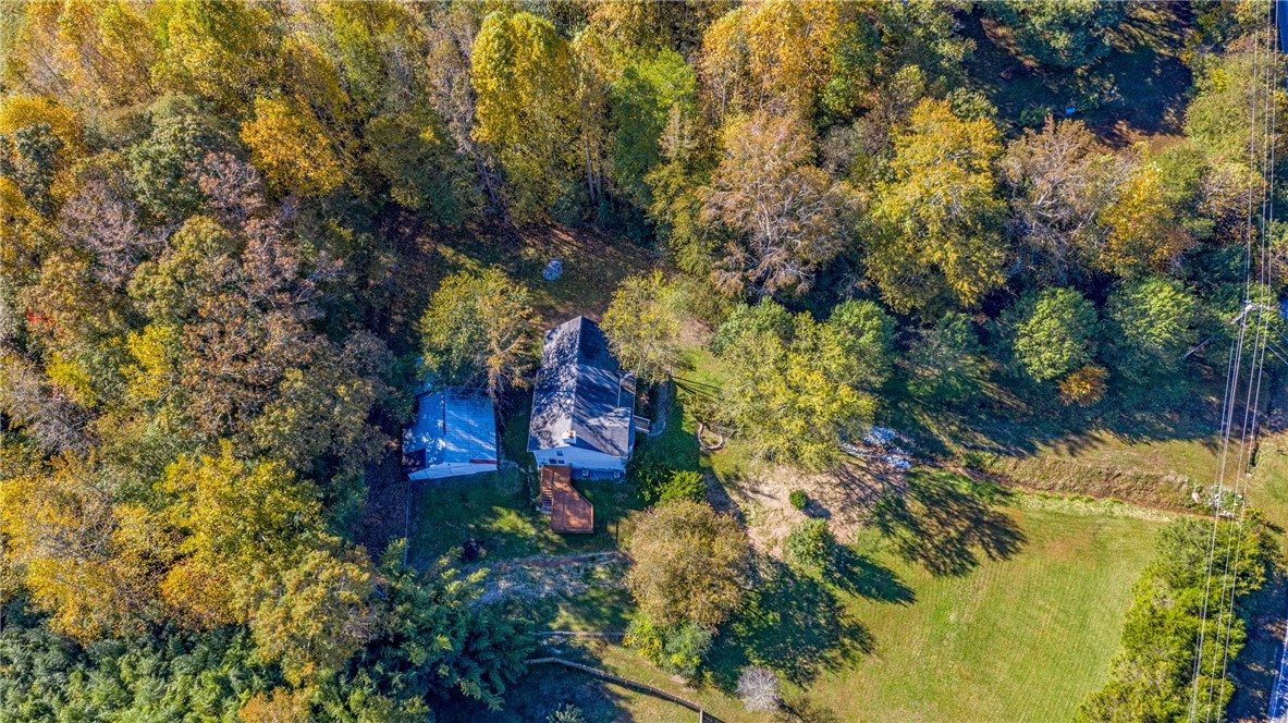 808 White Horse Rd Extension Travelers Rest, SC 29690 - Photo 2 of 23