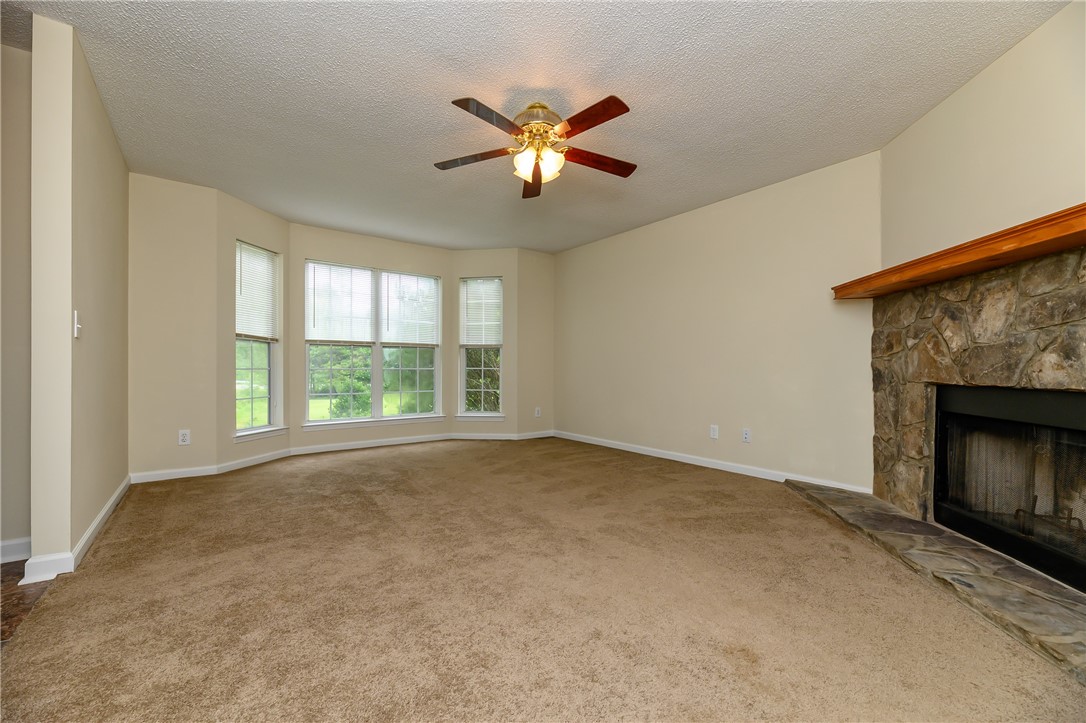 808 White Horse Rd Extension Travelers Rest, SC 29690 - Photo 6 of 23