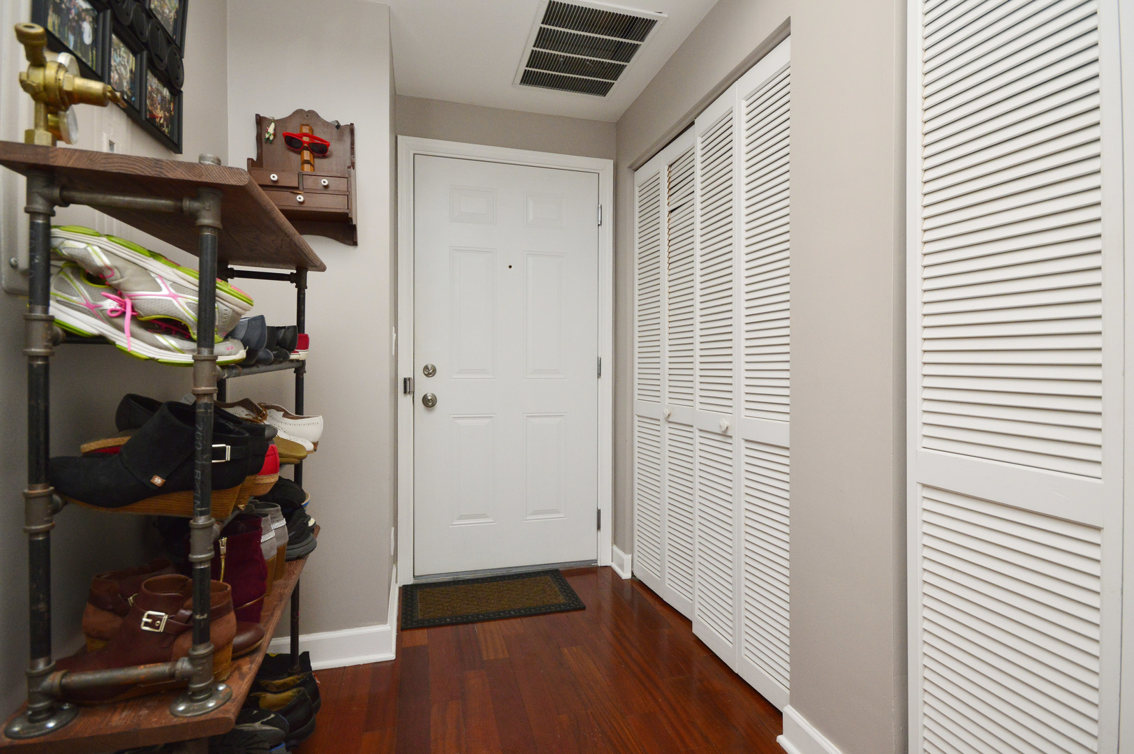 4725 North Sheridan Road, Unit 4D Chicago, IL 60640 - Photo 2 of 24 Gallery Image 2