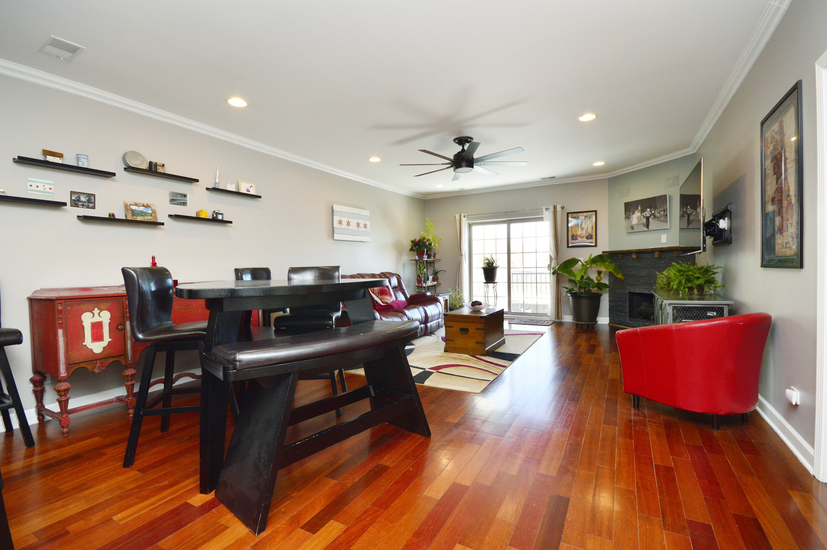 4725 North Sheridan Road, Unit 4D Chicago, IL 60640 - Photo 5 of 24 Gallery Image 5