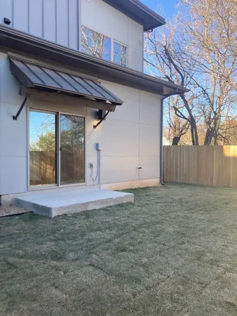 $3,200 | 3411 Willow Springs Road, Unit B, Austin, TX 78704