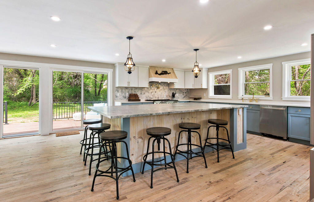 3 Bartlett Road Kittery, ME 03905 - Photo 17 of 70 Kitchen